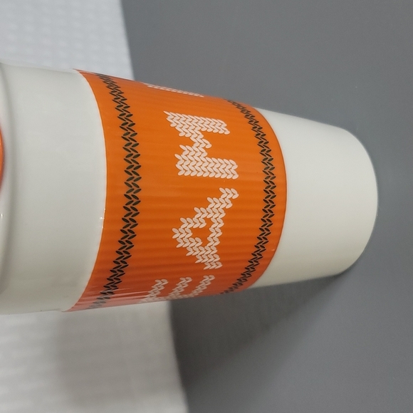 Starbucks Team PSL ceramic travel mug with lid 10 Oz great condition - Picture 5 of 7